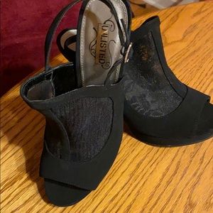 Kenneth Cole new spike heals